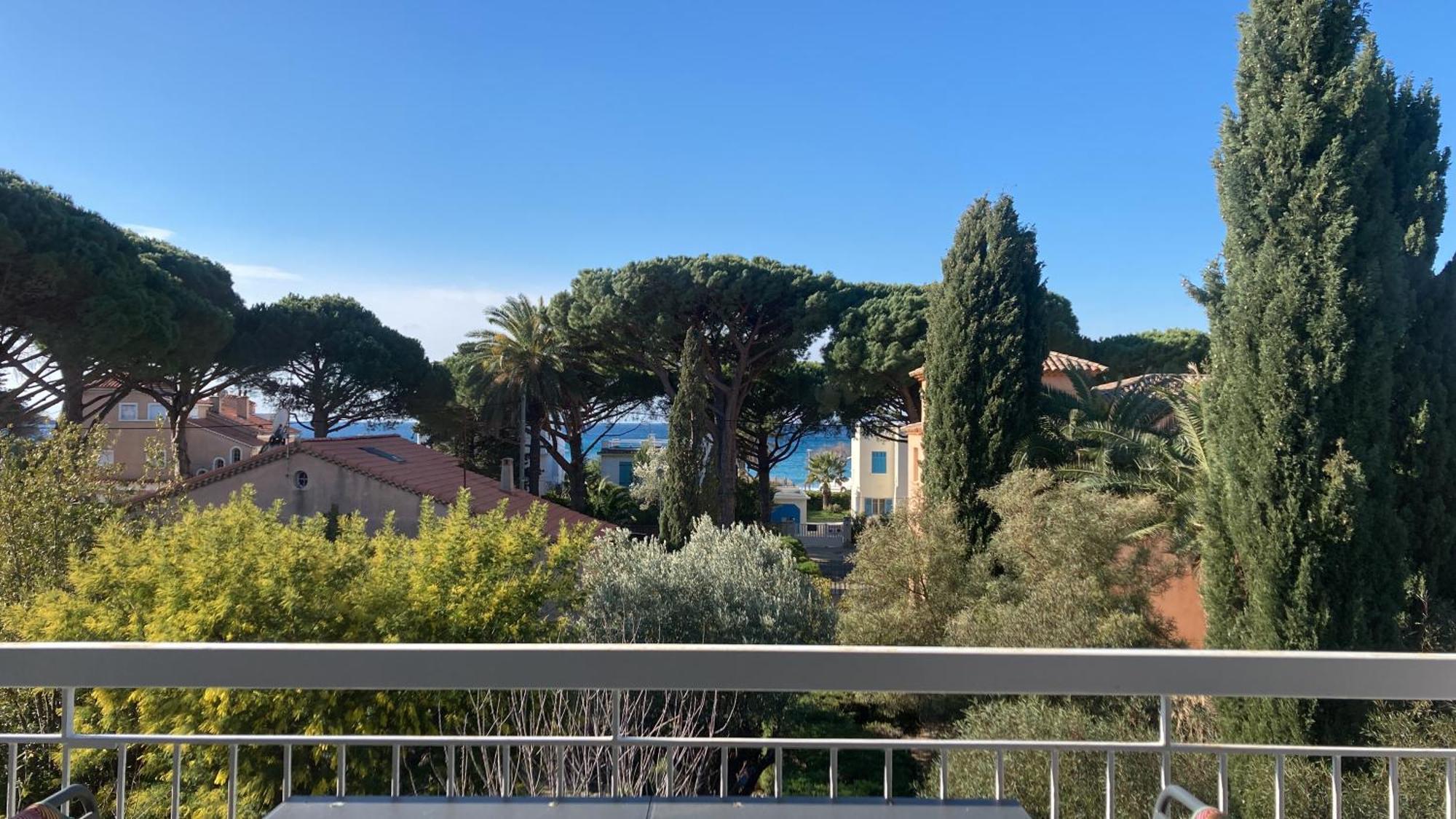 Mer & Relax - Parking - Wifi - Terrasse - Mer แซ็งต์-ซีร์-ซูร์-แมร์ ภายนอก รูปภาพ