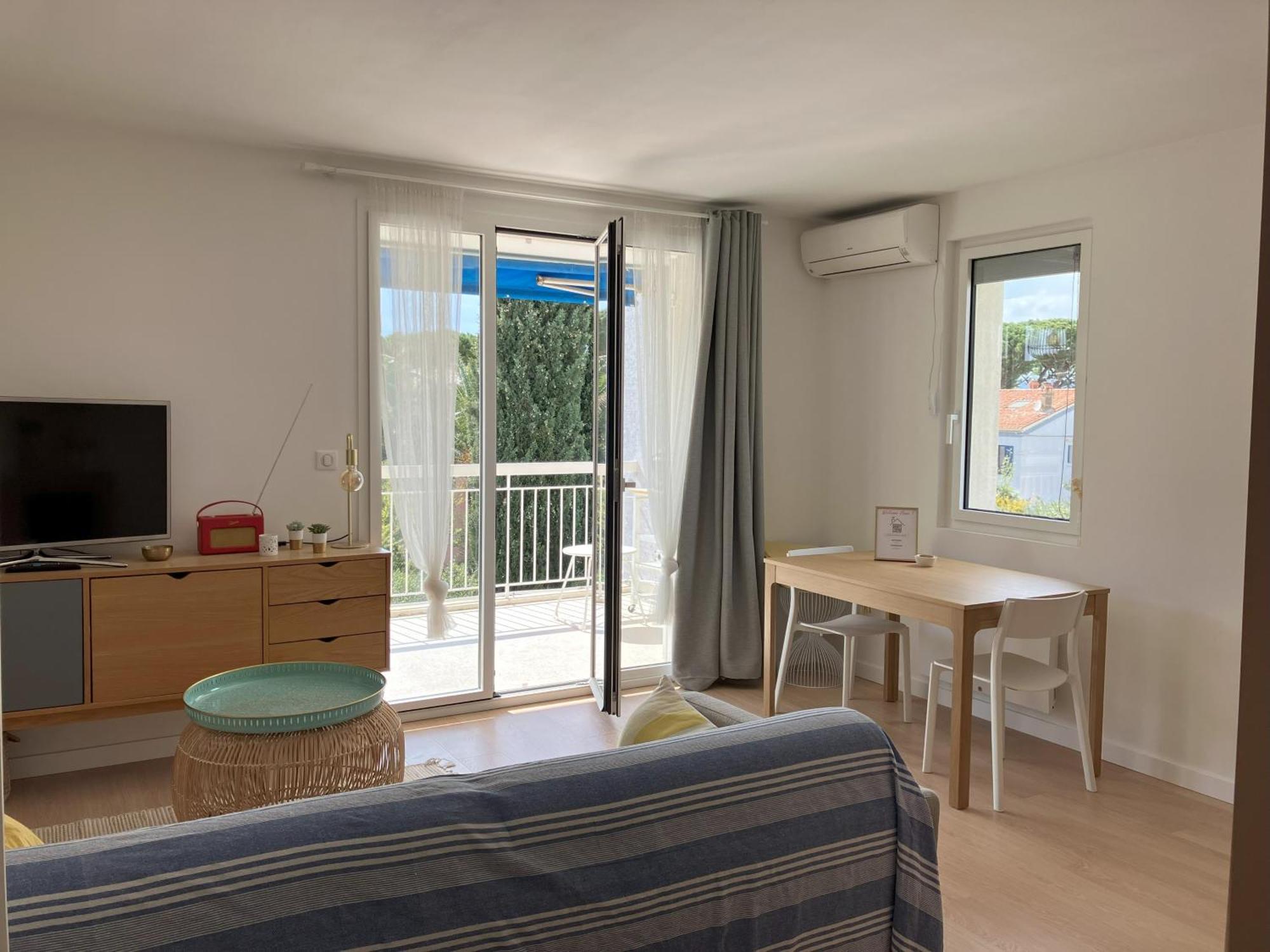 Mer & Relax - Parking - Wifi - Terrasse - Mer แซ็งต์-ซีร์-ซูร์-แมร์ ภายนอก รูปภาพ